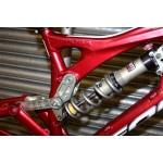 Ex-Demo Foes Hydro Frame - M Candy Red